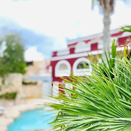 מלון The Red Farm Relais &