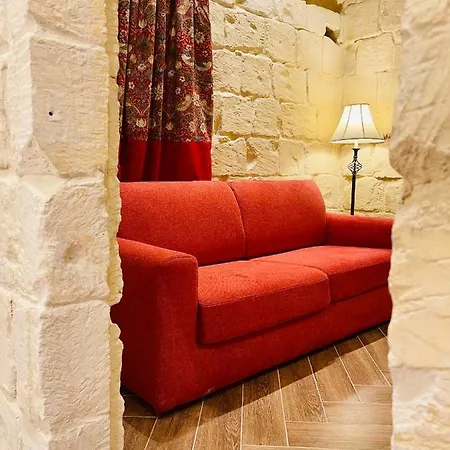 מלון The Red Farm Relais & Iklin