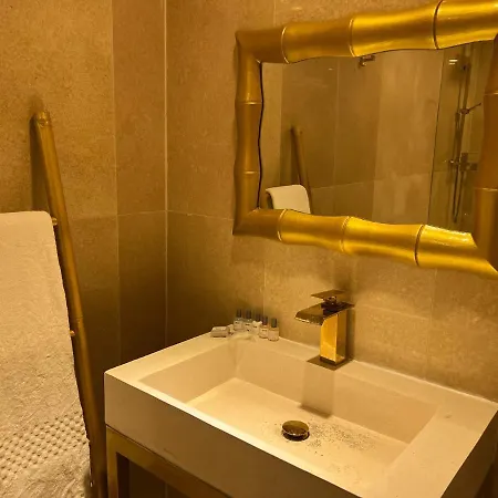 The Red Farm Relais & 3* Iklin