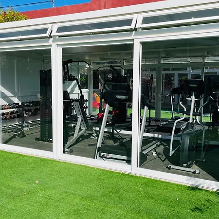 The Red Farm Relais & Iklin