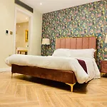 Отель The Red Farm Relais &