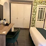 Hotel The Red Farm Relais &