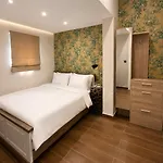 The Red Farm Relais & 3* Iklin