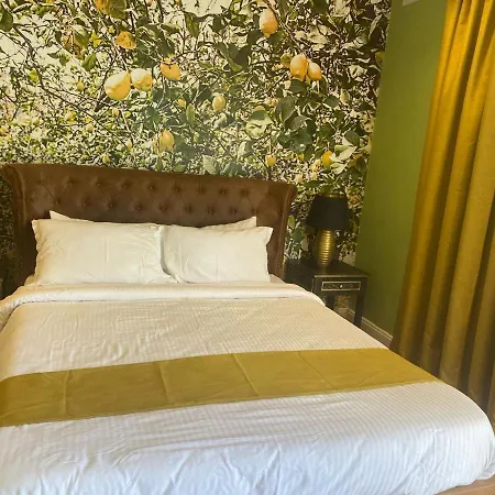 The Red Farm Relais & Hotel *