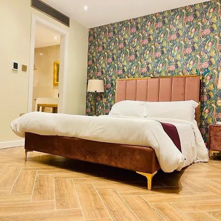 Hotel The Red Farm Relais &