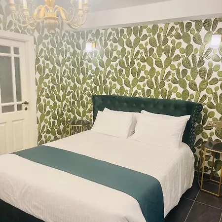 Hotel The Red Farm Relais &