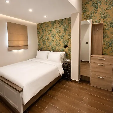 The Red Farm Relais & 3* Iklin