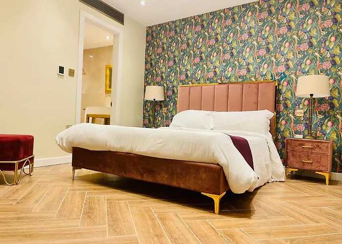 Otel The Red Farm Relais &