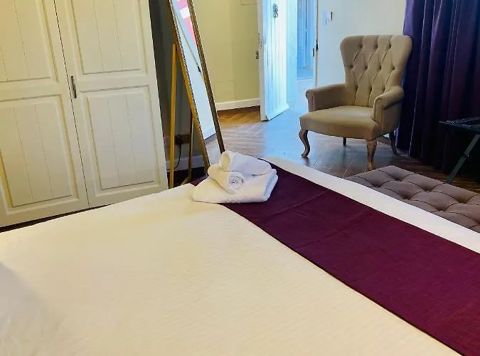 The Red Farm Relais & Otel 3*