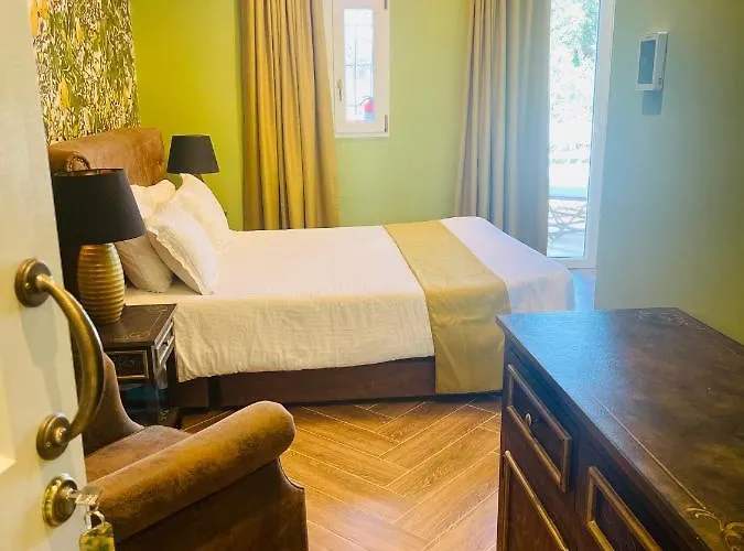 酒店 The Red Farm Relais &