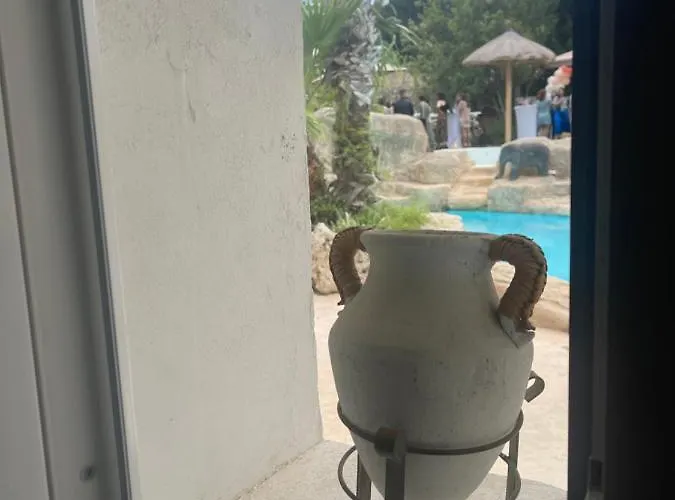 The Red Farm Relais & Otel 3*