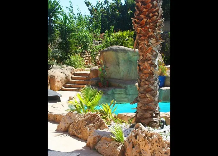 The Red Farm Relais & 酒店 Iklin